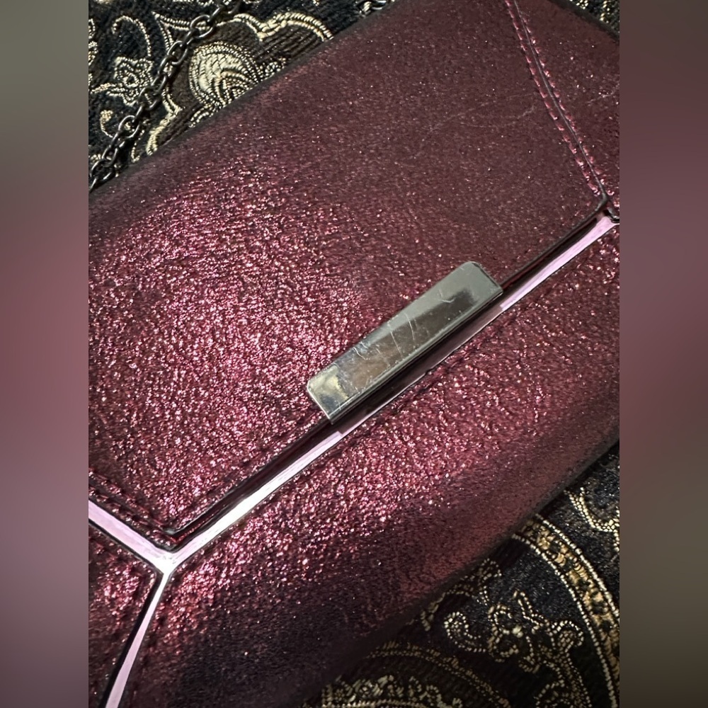 Elegant Metallic Clutch Bag with chain shoulder strap crossbody bag - Picture 4 of 4